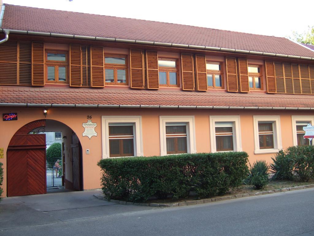 Timarhaz Panzio Bed and Breakfast Szeged Eksteriør billede
